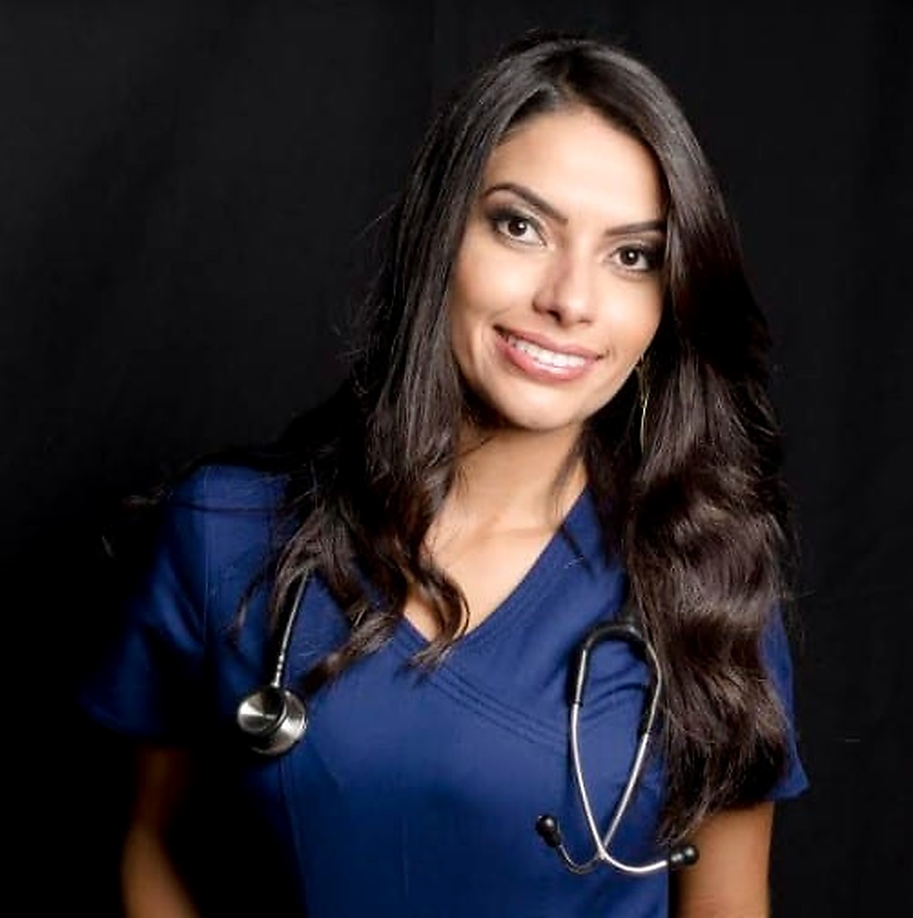 Dra. Janayne Oliveira